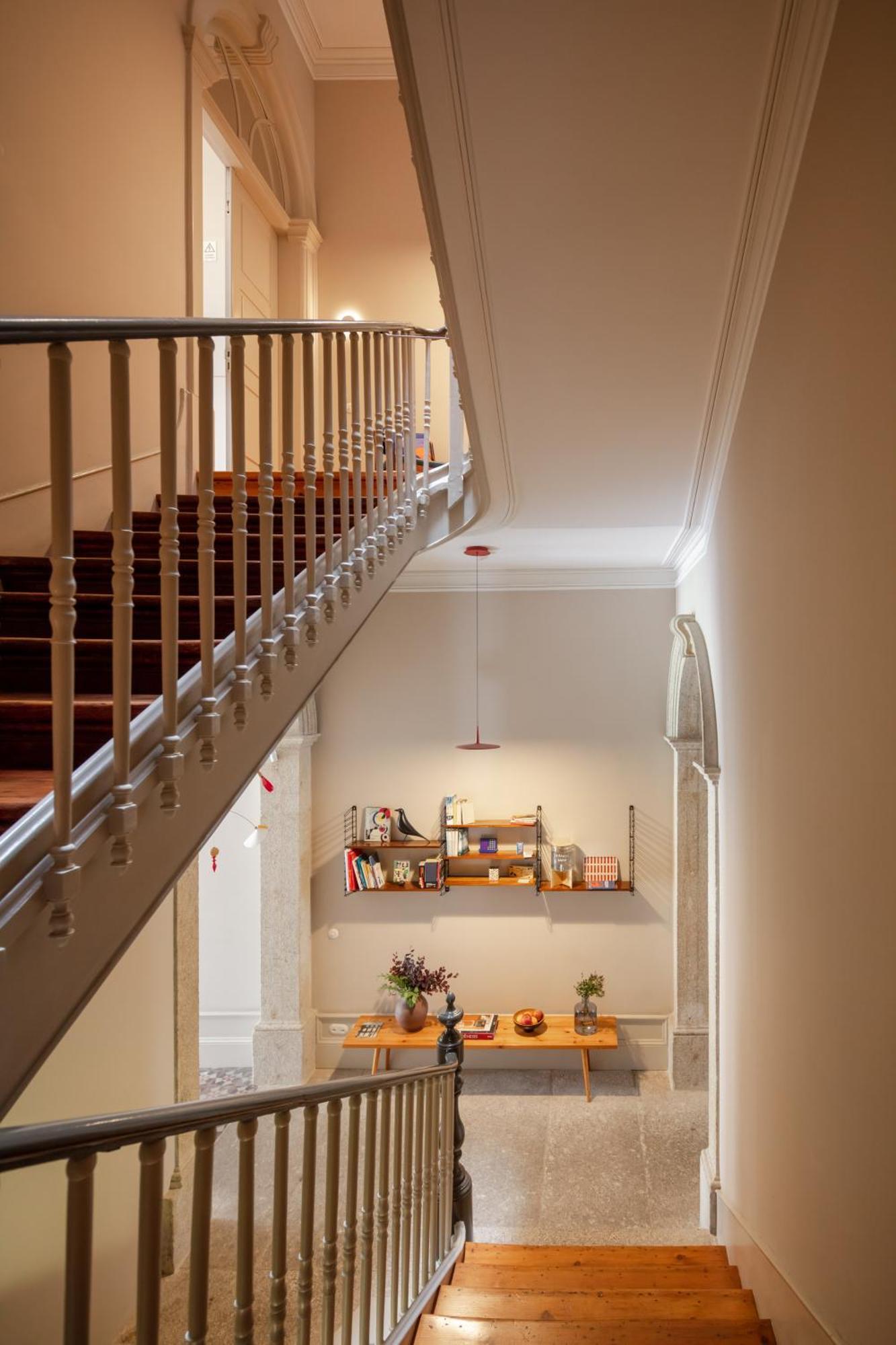Baumhaus Serviced Living - Art & Design Apartments Porto Luaran gambar