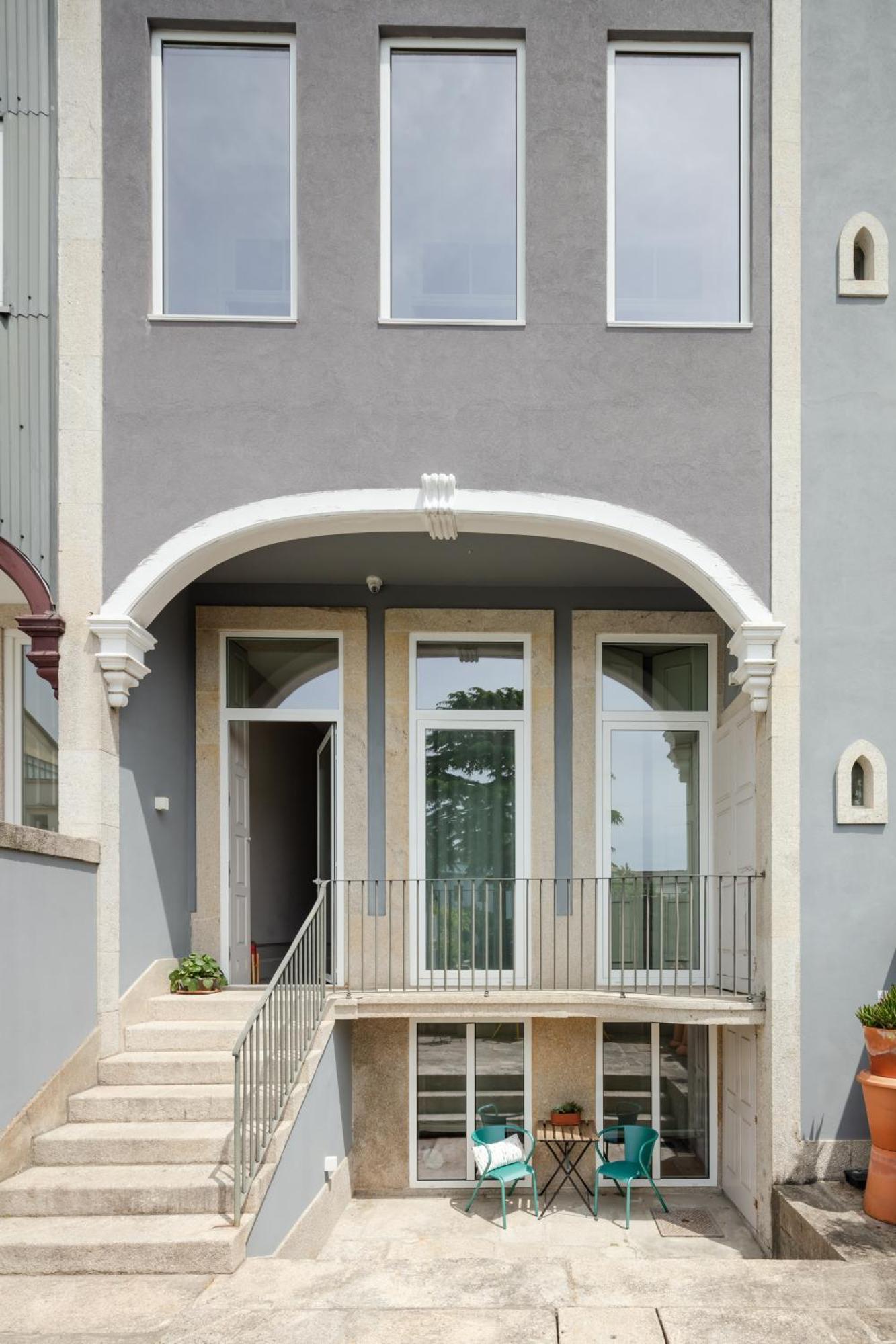 Baumhaus Serviced Living - Art & Design Apartments Porto Luaran gambar