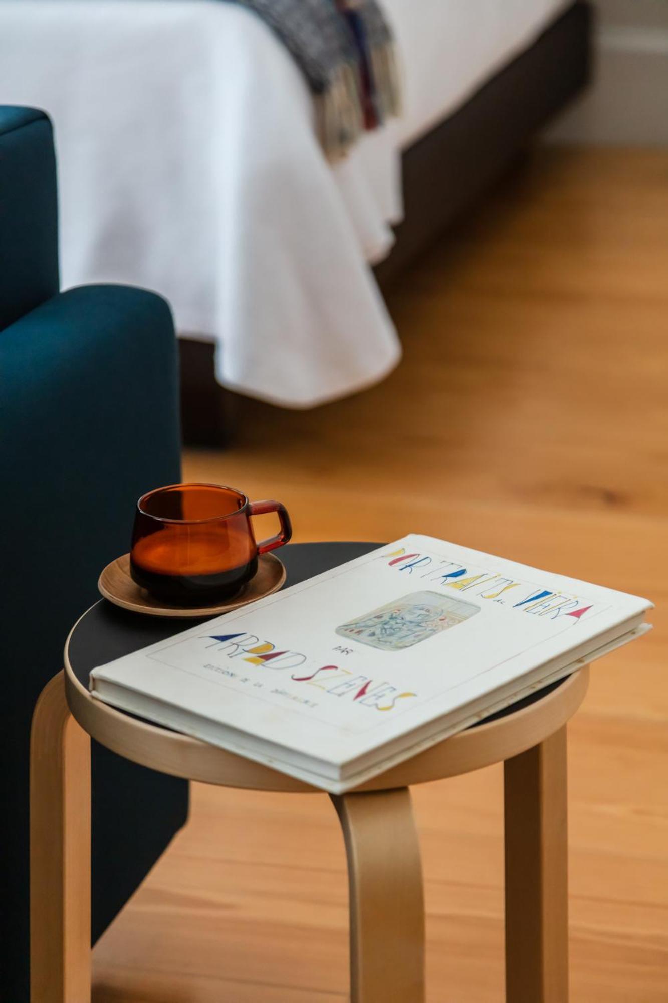 Baumhaus Serviced Living - Art & Design Apartments Porto Luaran gambar