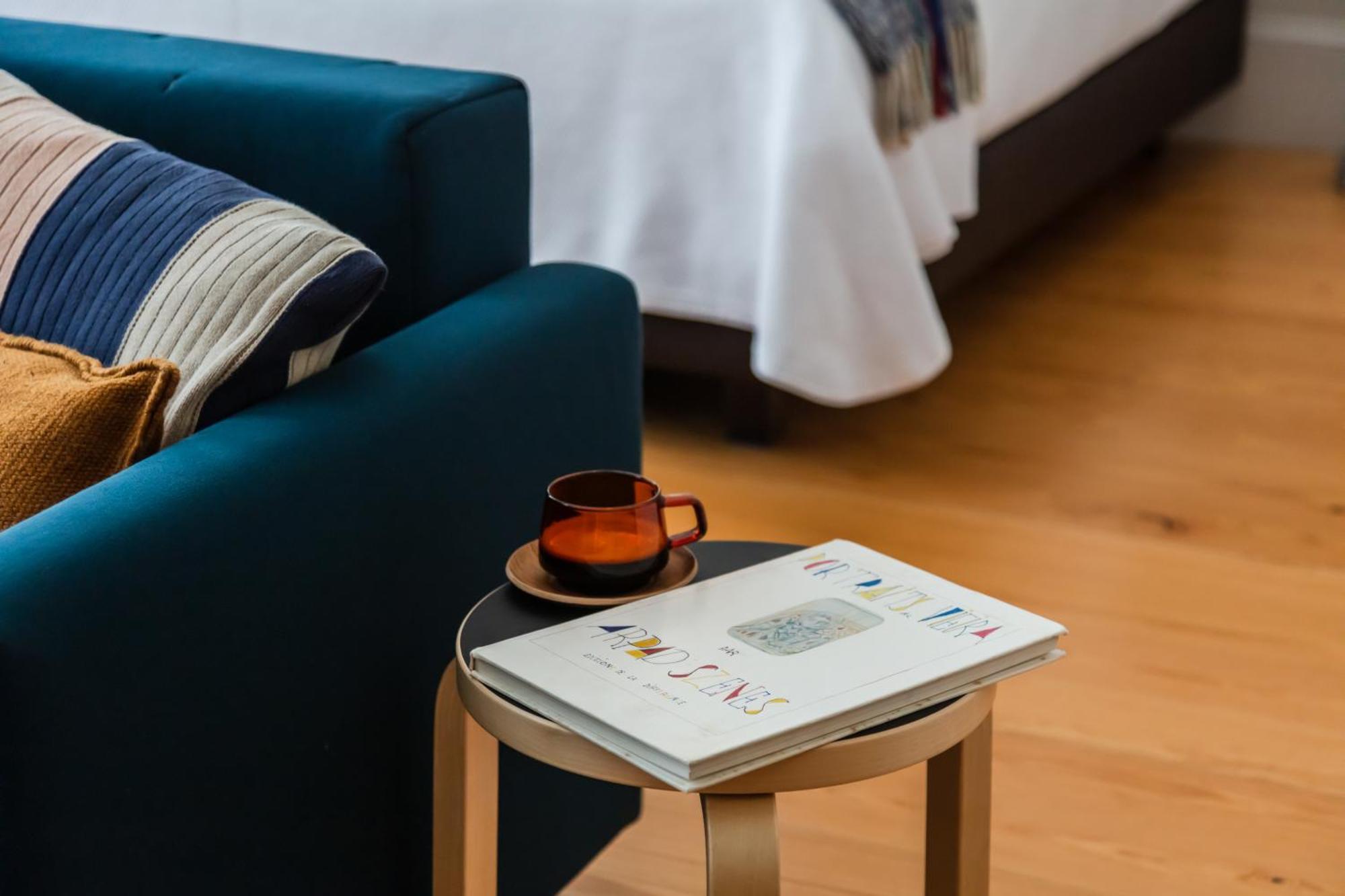Baumhaus Serviced Living - Art & Design Apartments Porto Bilik gambar