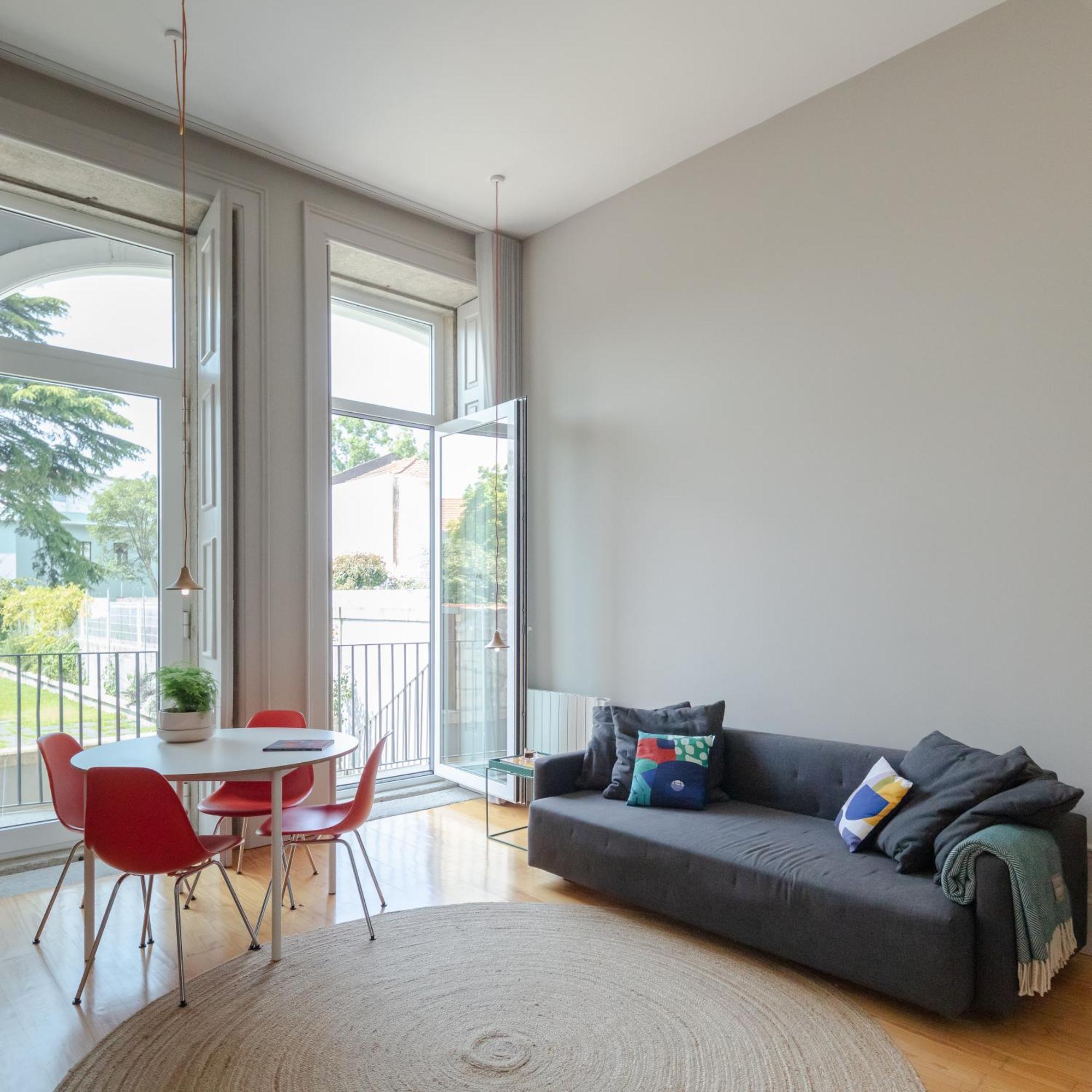 Baumhaus Serviced Living - Art & Design Apartments Porto Bilik gambar